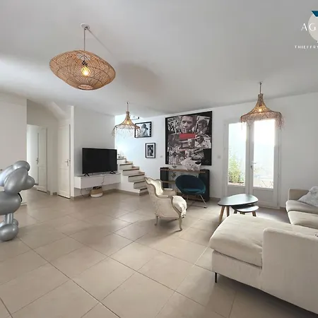 6 Personnes Avec Piscine Privee Villa *