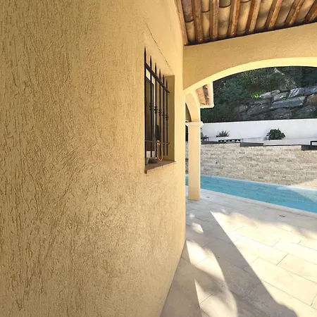 Villa 6 Personnes Avec Piscine Privee