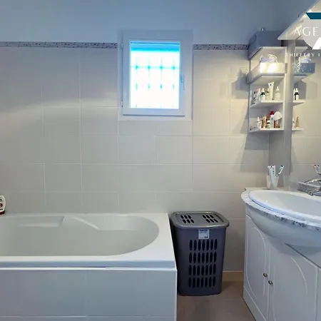 6 Personnes Avec Piscine Privee Villa *